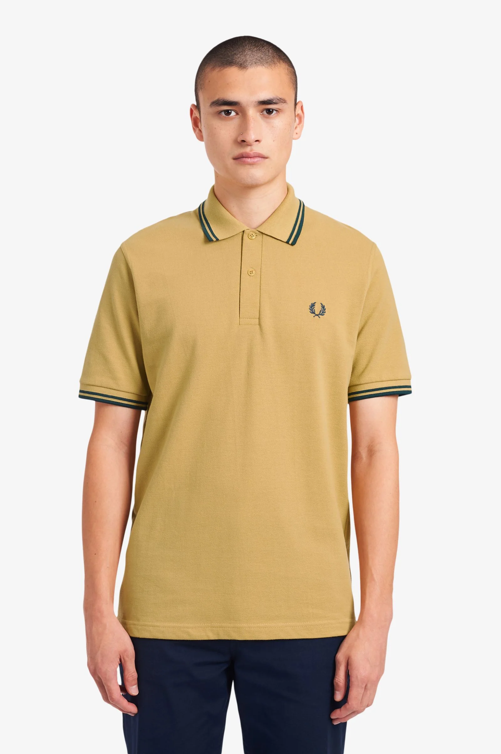 M12 TWIN TIPPED FRED PERRY SHIRT - Image 3